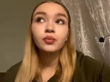 cherryleija on Chaturbate