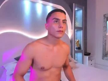 christopher_whitaker — striptease NAKED  [185 tokens left]