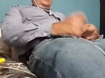 cumbian_chero on Chaturbate