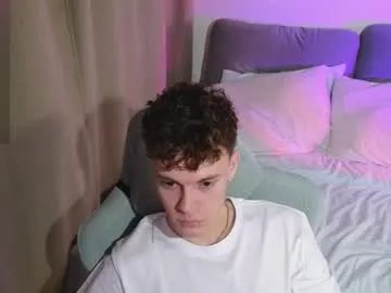 cute_thomas on Chaturbate