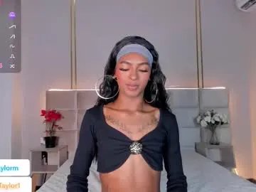 daisytaylor_ on Chaturbate