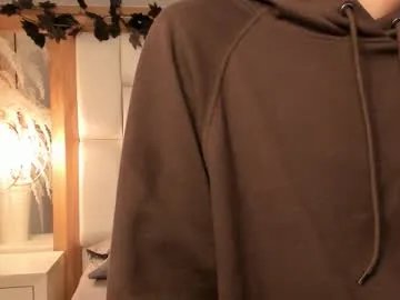 daphne_and_roger on Chaturbate