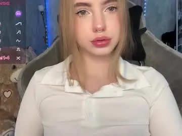 dark_side1213 — HANDBOOBS [130 tokens left] #blonde #teen #bigass #18 #anal