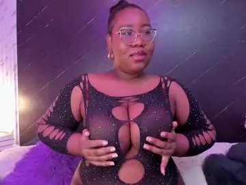 darnellqueen on Chaturbate