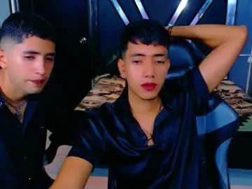 darwinandbrayan on Chaturbate