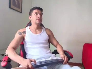 deconrios on Chaturbate