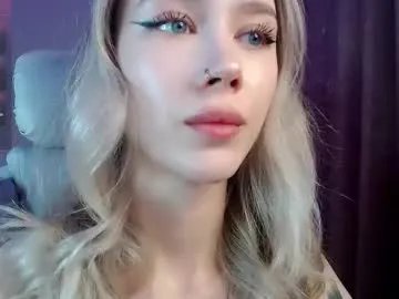 des_ch on Chaturbate