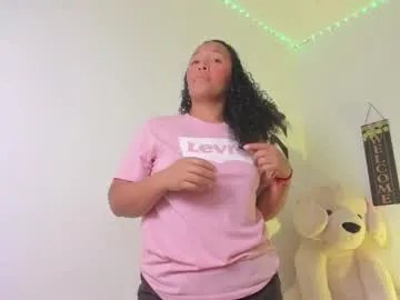 desty_y on Chaturbate