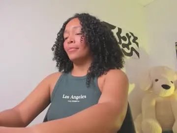 desty_y on Chaturbate