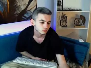 devin_ho on Chaturbate