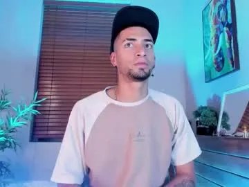 drakeneumann on Chaturbate