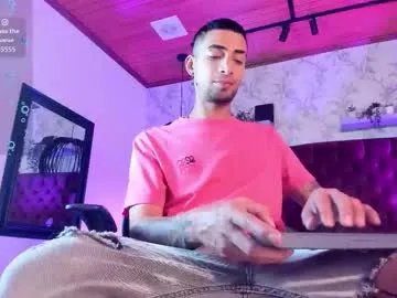 drakeneumann on Chaturbate