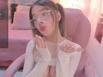 dulce_powl on Chaturbate