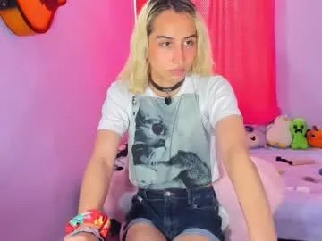 elisdarling on Chaturbate