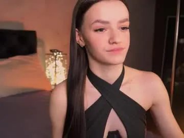 elizzza_ — GOAL: spank my sweet ass #smalltits #nonude #slim #teen #natural [53 tokens remaining]