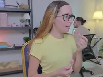 ellcrys on Chaturbate