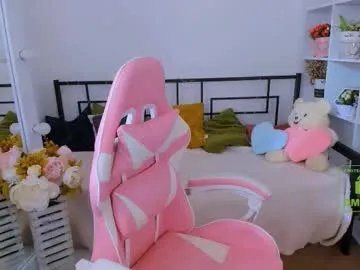 elma_lily on Chaturbate