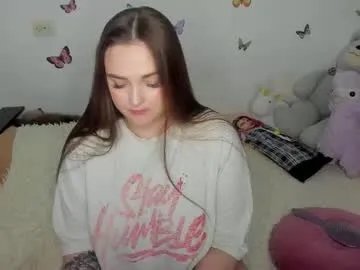 elsamails on Chaturbate