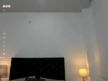 emili_lenus on Chaturbate