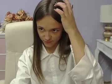 emilly_lust99 on Chaturbate