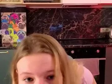 emilyhewell on Chaturbate