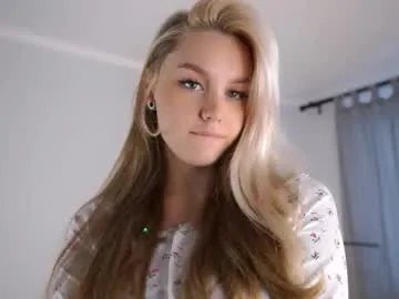 emmiemurray on Chaturbate