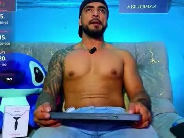 eric_harrison1 on Chaturbate