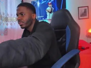 ethan_travis0 on Chaturbate