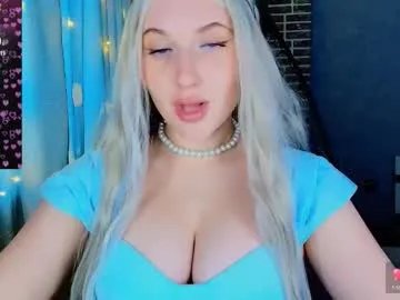 evacadooo on Chaturbate