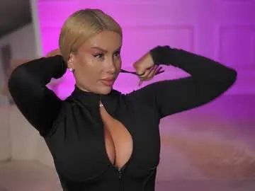 evazane on Chaturbate