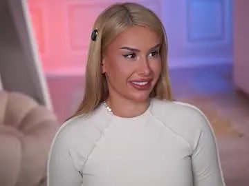 evazane on Chaturbate