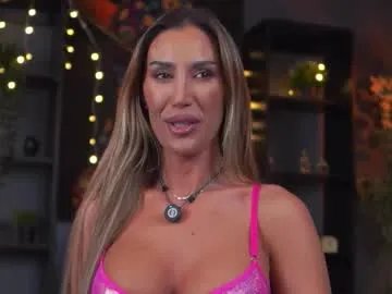 evelyn_evyy on Chaturbate