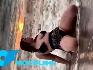 ffoxyflame on Chaturbate