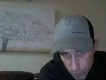 fouraide42 on Chaturbate