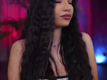 ginavalentinna on Chaturbate