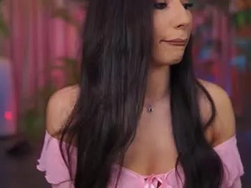 ginavalentinna on Chaturbate