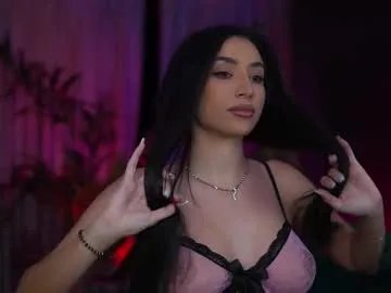 ginavalentinna on Chaturbate