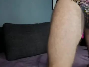 guy_charming on Chaturbate