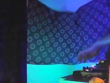 guyst049 on Chaturbate