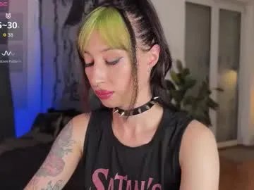 inkedvvitch on Chaturbate