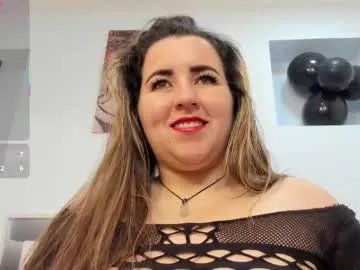 isabela_parkerr on Chaturbate