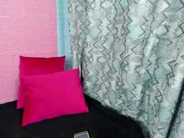 jade_white_ on Chaturbate