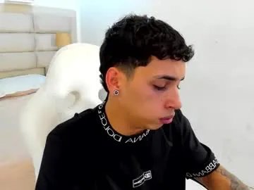 jhoanleandro on Chaturbate