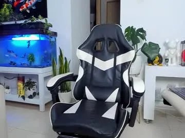 johnnygrayson_ on Chaturbate