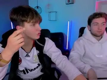 joseph_bear_ — GOAL: show dick [70 tokens remaining] Welcome to my room! #bigcock #cum #gay #hairy #18