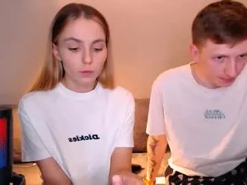 julsweet on Chaturbate