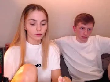 julsweet on Chaturbate