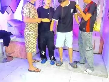 justingtime21 — 100 SPANKS   #muscle #18 #bigcock #anal #bigass #gay [430 tokens remaining]