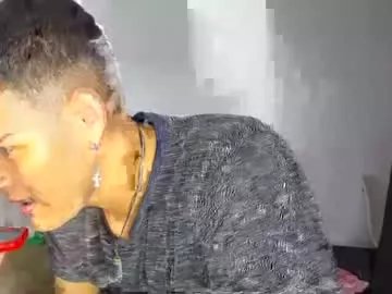 kami_22 on Chaturbate