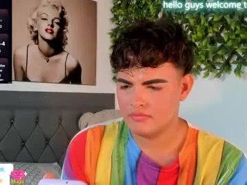 kami_22 on Chaturbate